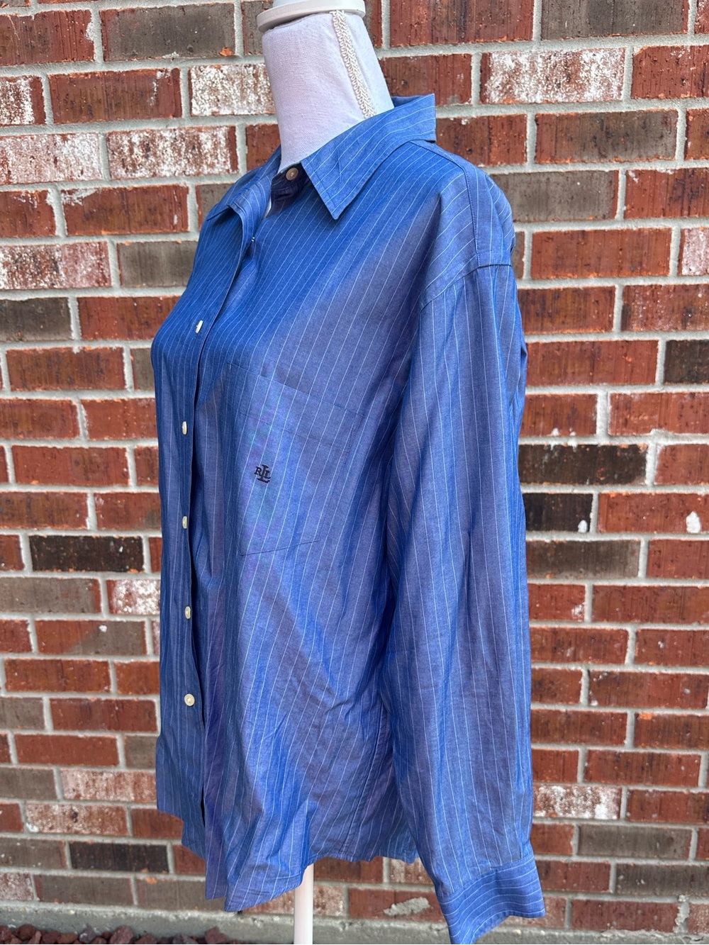 Ralph Lauren 100% Cotton Women’s Blue and White Striped Button-Down Shirt - Picture 2 of 8